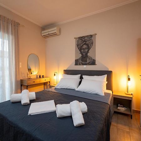Il Centro Apartment เอยิโอ ภายนอก รูปภาพ