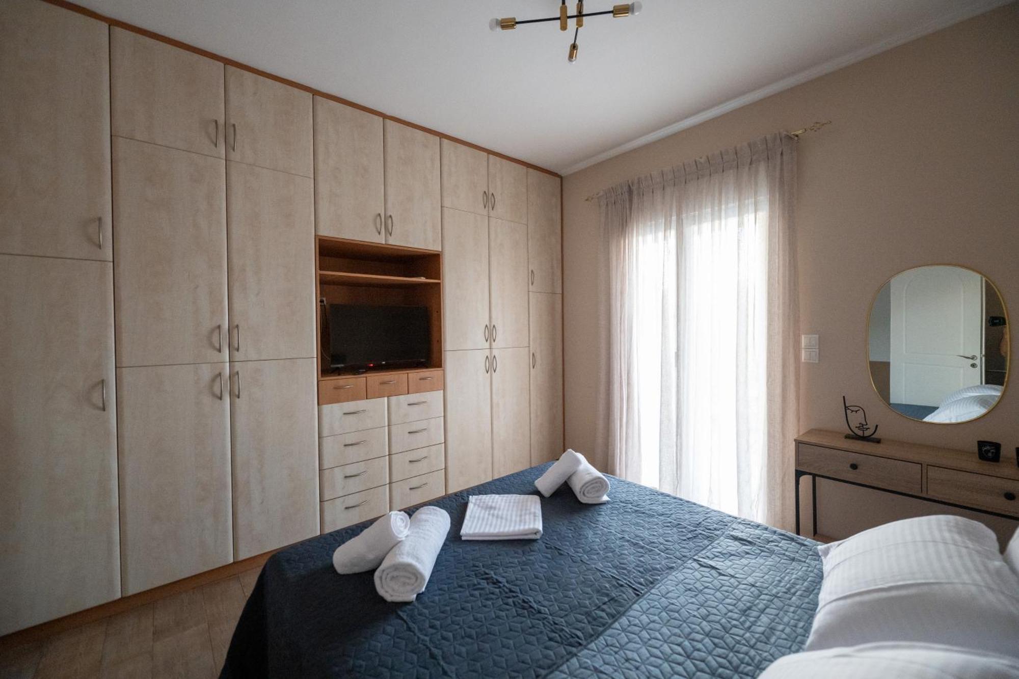 Il Centro Apartment เอยิโอ ภายนอก รูปภาพ