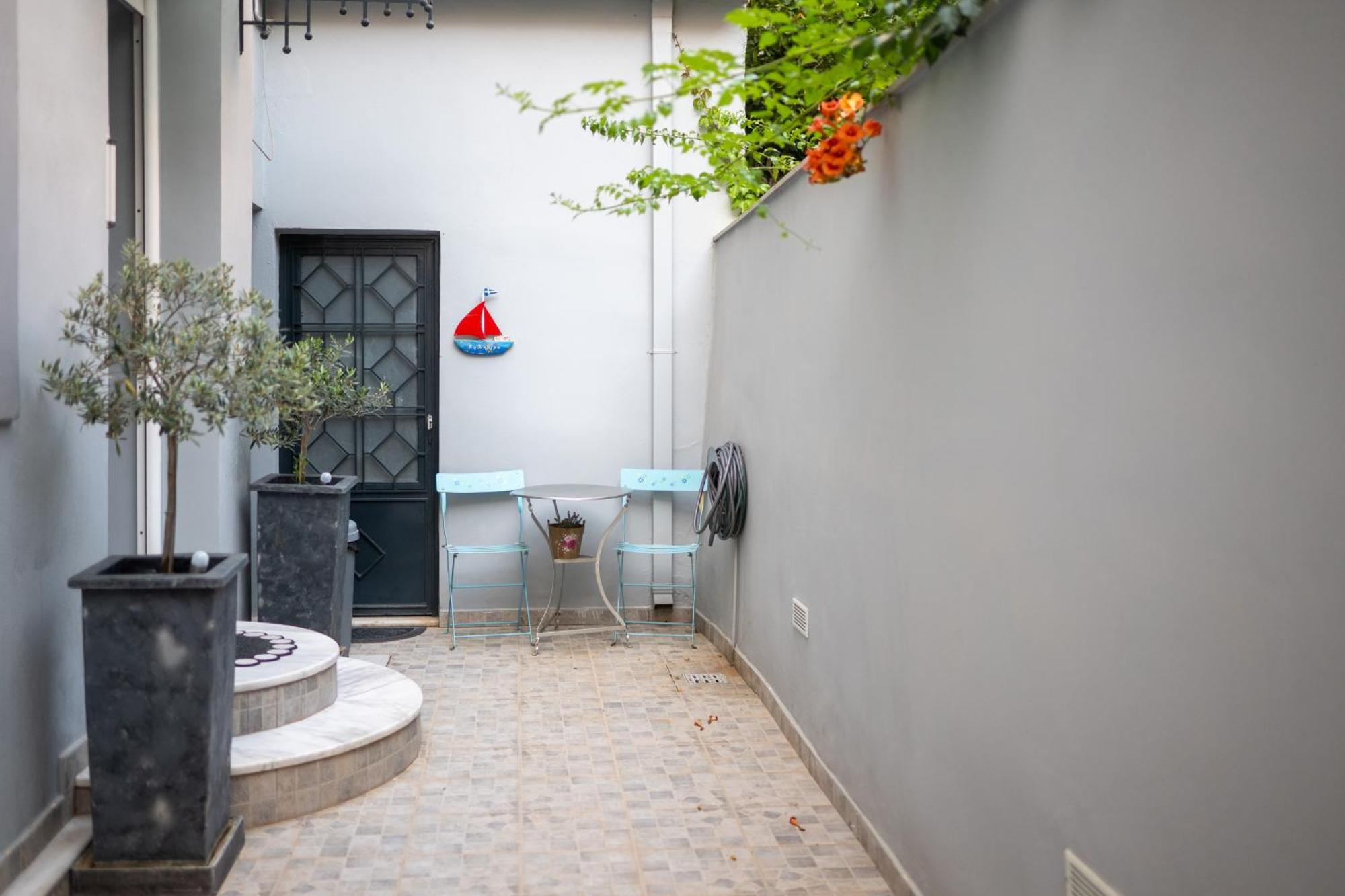 Il Centro Apartment เอยิโอ ภายนอก รูปภาพ
