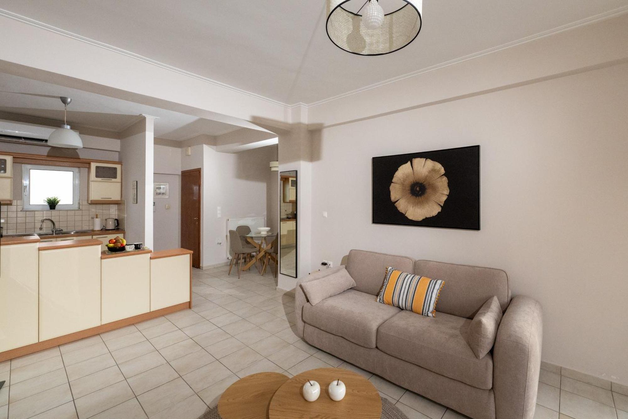 Il Centro Apartment เอยิโอ ภายนอก รูปภาพ